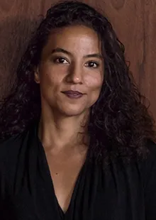 Elizabeth Hinton headshot